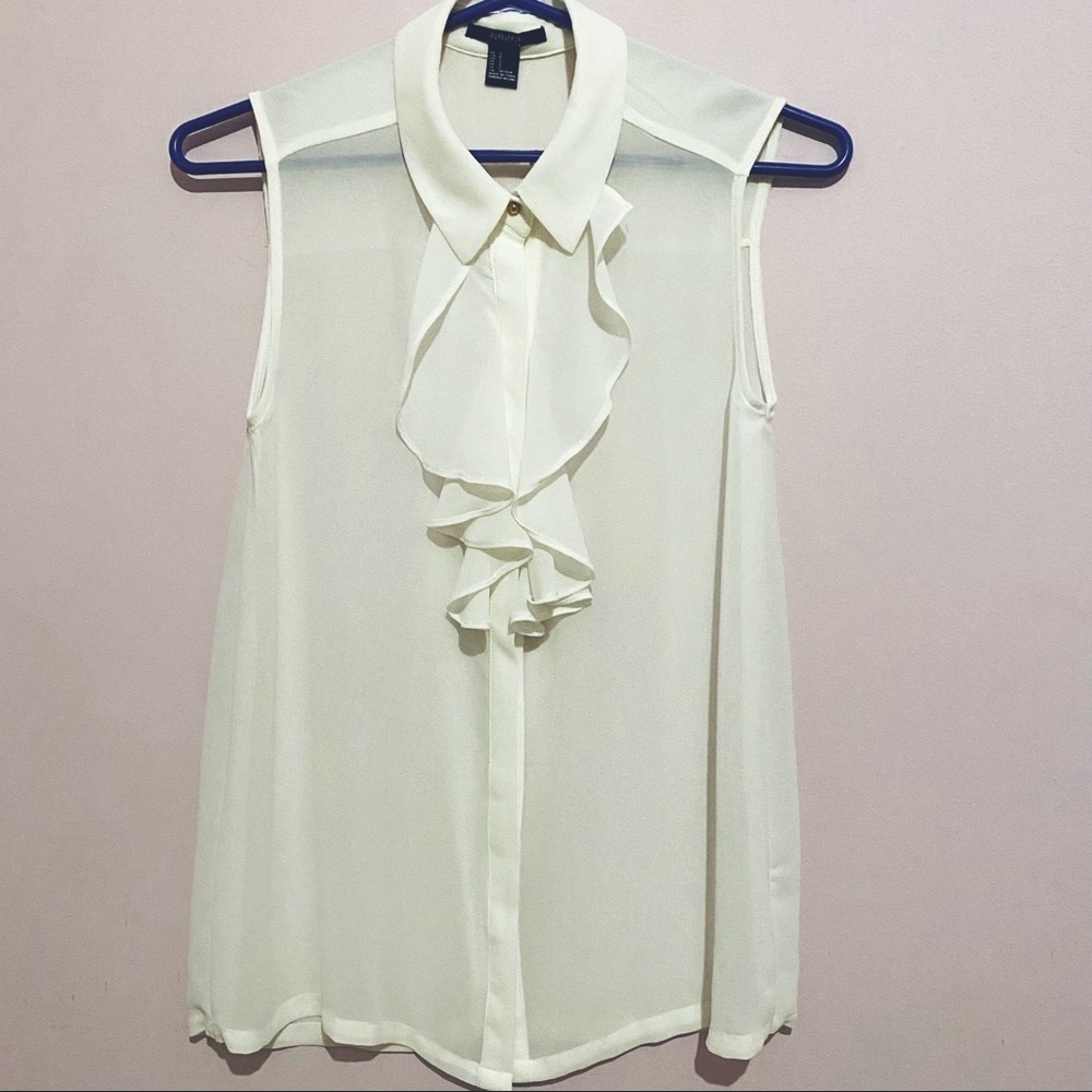 (3/$15) Ruffle Collar Sleeveless Blouse
